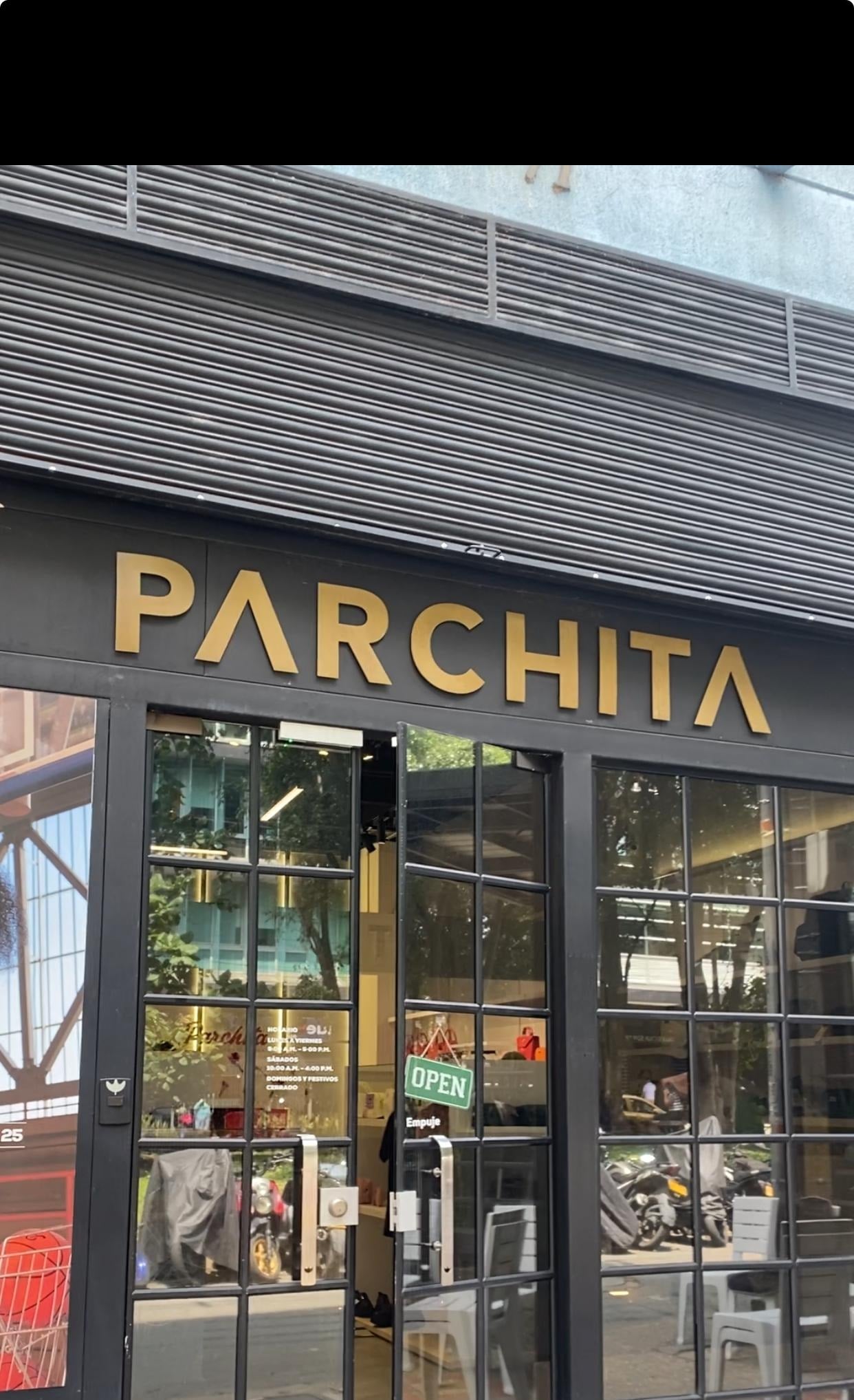 Centros comerciales y tiendas de lujo en Medellín